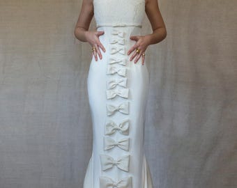 273 - The Little Ivory Dress Vintage Sheath Wedding Dress in Pure Silk, Organza and Lace/Silk Sheath Wedding Dress/Bride with Bows