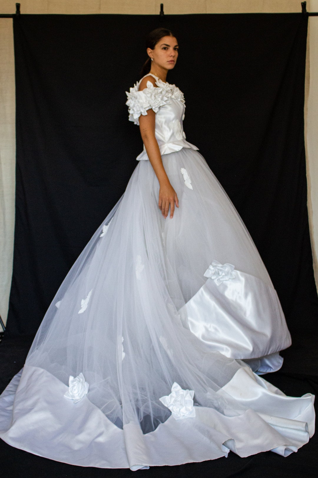 160 On adore tout simplement !! Robe de mariée vintage des années 80/robe  de mariée princesse en satin et tulle à fleurs 3D/robe de mariée originale 