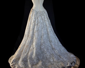 137 - Lesson of Harmony Vintage wedding dress by Lorenzo Riva/Late 1950s silk and lace wedding/Haute Couture wedding princess dress