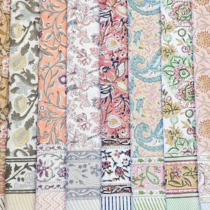 Tovaglia in cotone stampata a mano con tecnica block print / 52 x 72 pollici / Copritavolo rettangolare / Biancheria da tavola boho / Realizzata a mano in India