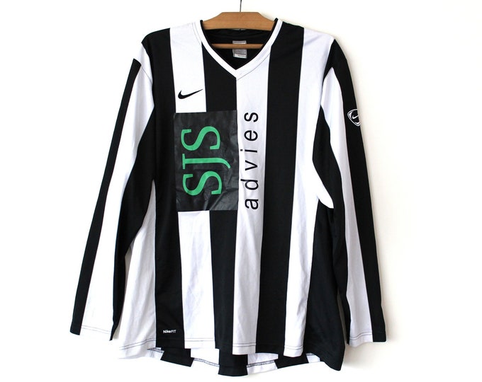 nike retro football shirts