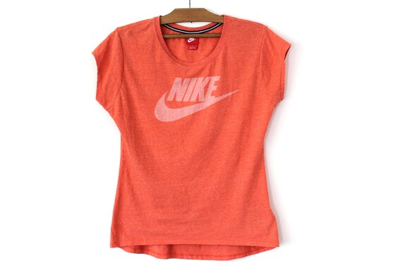 orange womens nike shirt