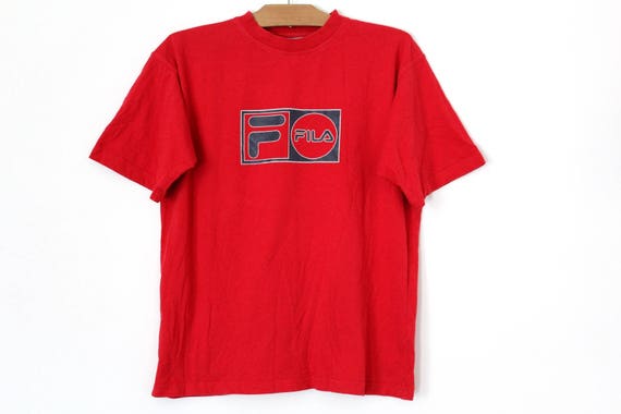 red fila t shirt