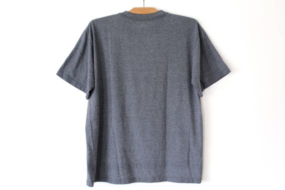 Vintage Adidas Shirt, Adidas Sweatshirt grau Adidas TShirt, großen Adidas Logo, Hip Hop Adidas T shirt, Kurzarm Adidas T Shirt Größe L Vintage Adidas Shirt, Adidas Sweatshirt grau Adidas TShirt, großen Adidas Logo, Hip Hop Adidas T shirt, Kurzarm Adidas T Shirt Größe L