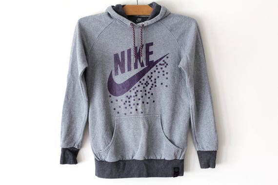 grey nike sweatshirt junior