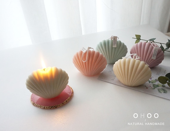 Unique Gift Soy Wax Candle Hand Poured Scented Candle Gift Shell Candle relaxation gift wedding gift Home Decor Seashell Candle