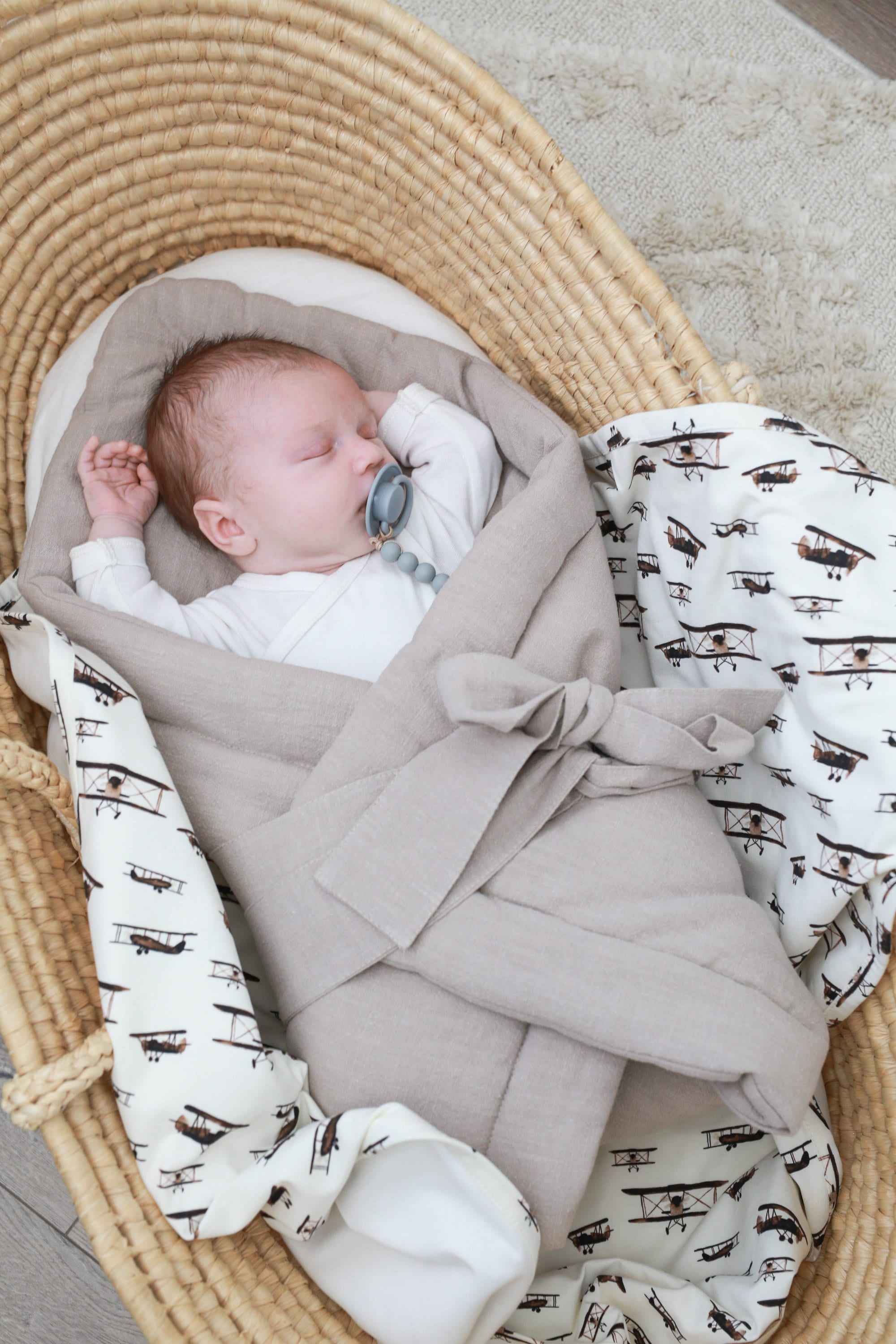 Soft Linen Handmade Baby Nest - Premium Quality & Comfort, Beige