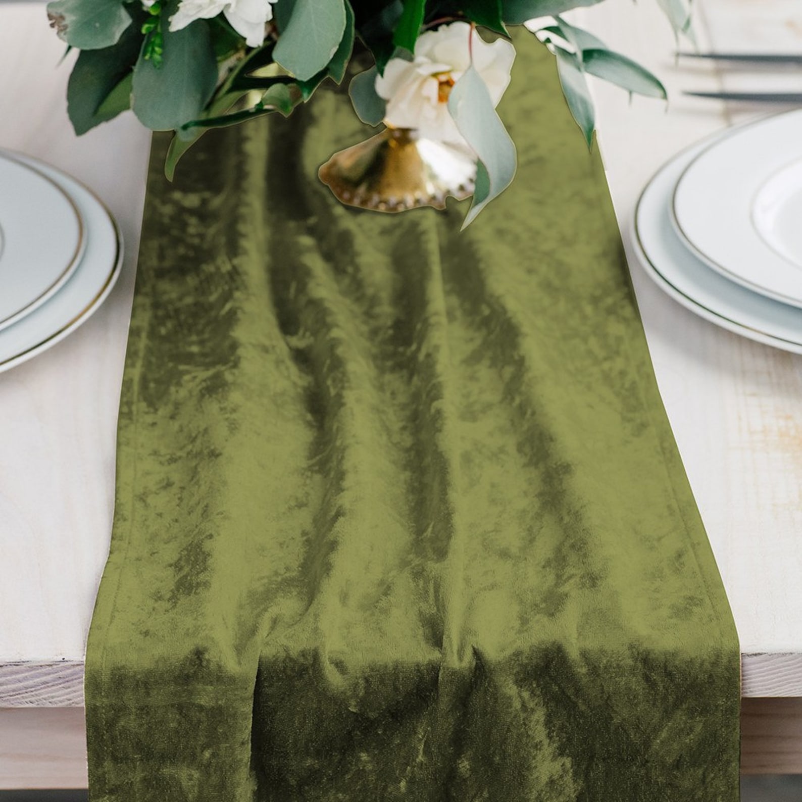 Green Velvet Table Runner Wedding Table Runner Party Table Etsy