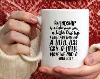 Definición un amigo de Ideas de regalos, regalos de amistad para mujer, amistad, amigos de la taza de café, taza de amigos mejor, regalo cumpleaños, taza de la cita