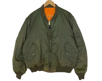 Hot Sale !! Rare !! Vintage flight jacket MA-1 jacket vintage military bomber jacket reversible jacket size large good condition activewear