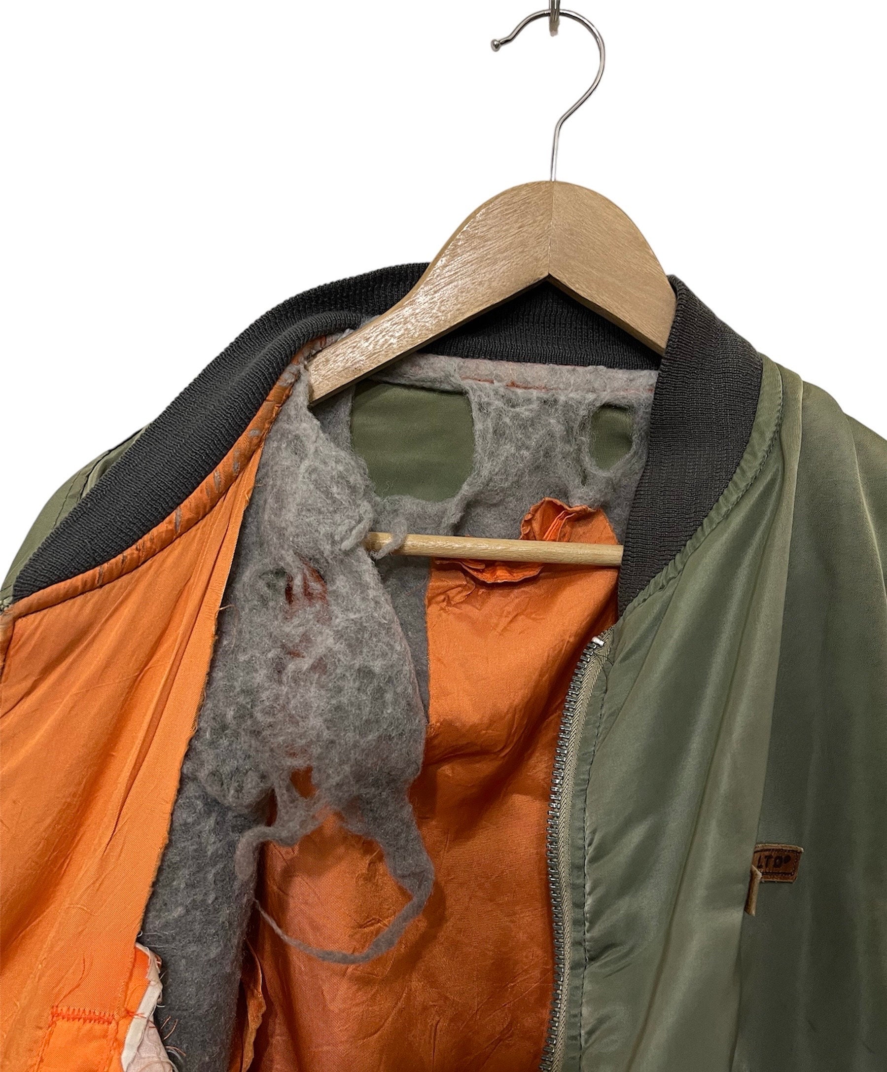 Free Shipping !! Rare !! Vintage Avirex Jacket Type MA-1