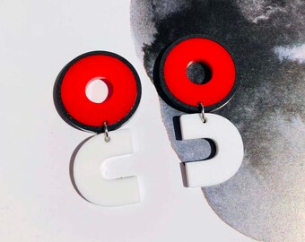 Geometrische U-förmige Acrylohrringe // Accessoire // Statement // Arty // Abstrakt // Bauhaus // Mod