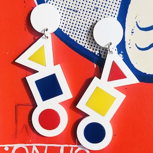 Orecchini geometrici Bauhaus in acrilico // Borchie // Colori primari // Accessorio De Stijl // Arte moderna // Mod // Astratto