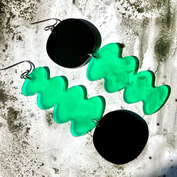 Acrylic Geometric Sculptural Earrings // Accessory // Statement Piece // Surrealism // Abstract Art // Artsy // Bold // Graphic // Modern