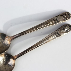 Two Roger MFG Co Presidential Spoons for Collectors, Souvenir spoon, Thomas Jefferson and John Marshall
