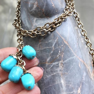 Vintage Turquoise Bead Necklace Chunky Bronze Chain Statement Jewelry Boho Dangle Necklace Retro 60s Style Gift for Her