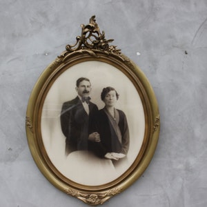 Vintage Framed Black-and-White Family Portrait, Heritage Photograph Antique Wall Photo in Ornate Gold Frame