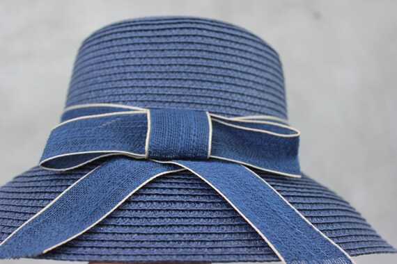Vintage Blue Straw Sun Hat: Elegant Beach Accessory - Etsy display picture 3
