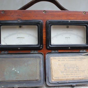 Vintage Evershed & Vignoles AC/DC Ammeter Voltmeter Antique Electrical Testing  Equipment Industrial Steampunk Decor