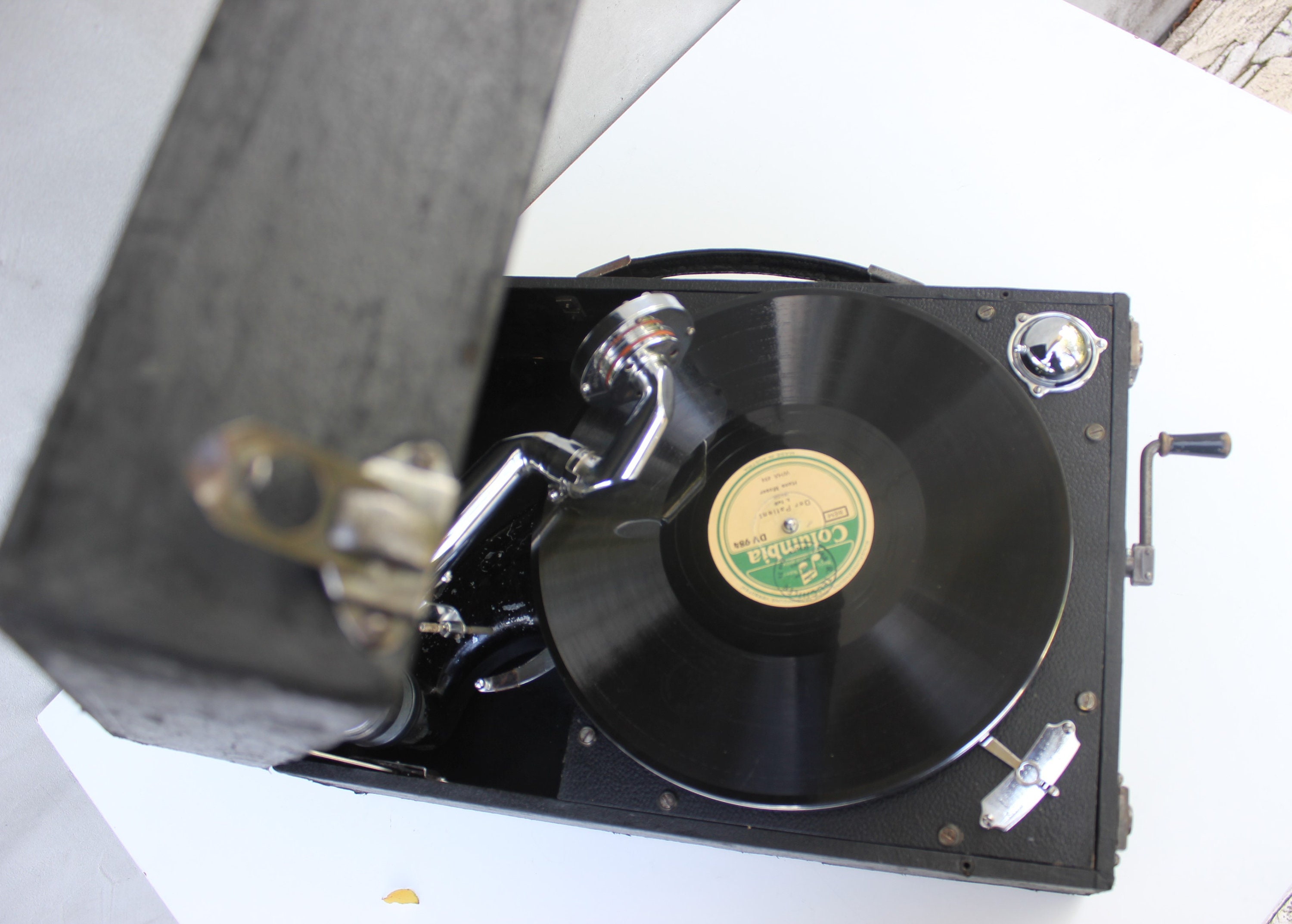 Antique Columbia Grafonola: Working Hand Crank Phonograph