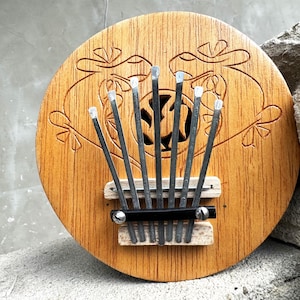 Coconut Kalimba 7 keys, Thumb Piano, Primitive Musical Instrument