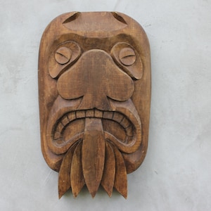 Maschera africana tribale vintage scultura da parete in legno, decorazione da parete intagliata a mano, volto intagliato in legno, decorazione da parete