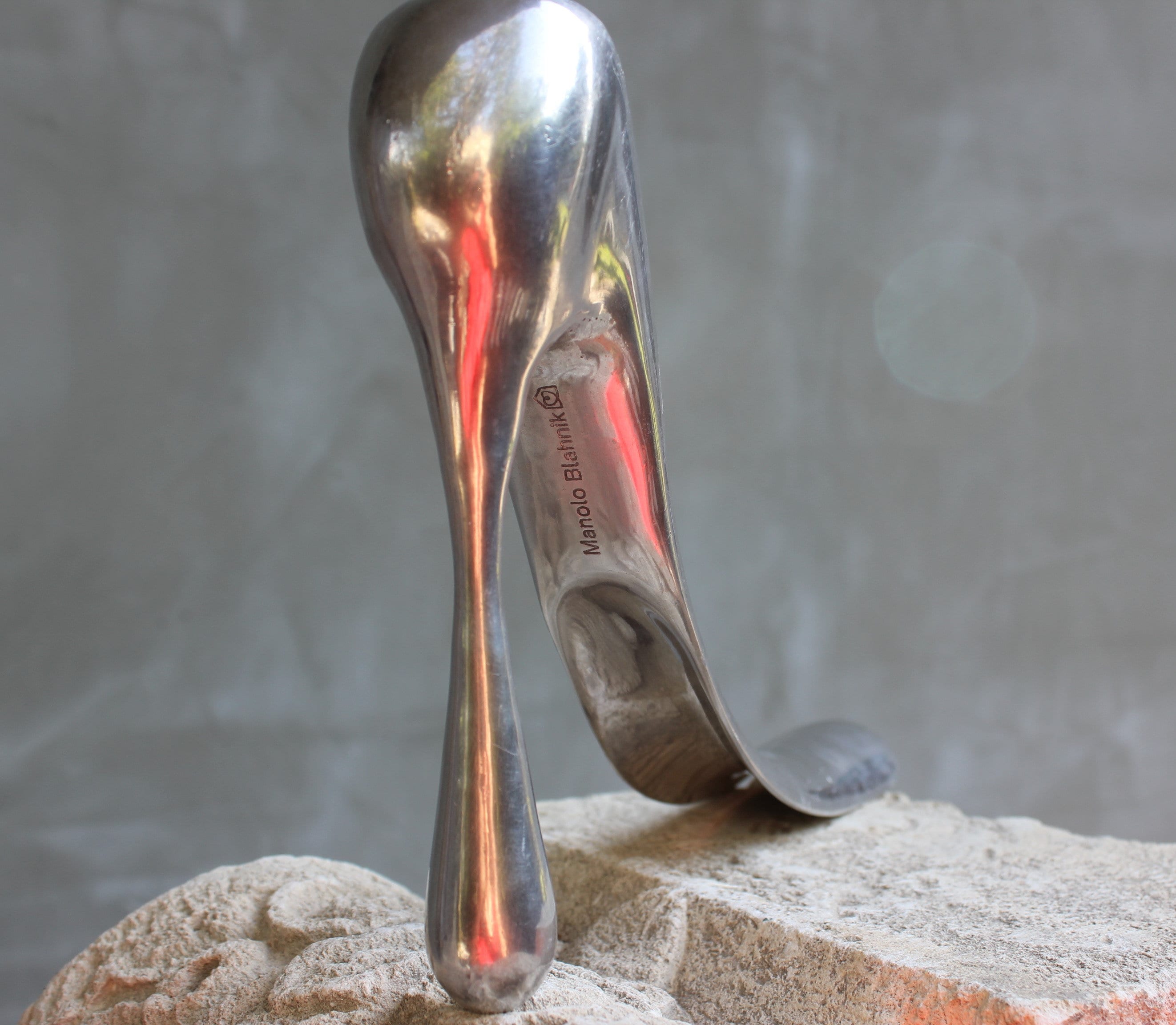 Manolo Blahnik Shoe Horn Cast Aluminum Iconic Design Shoehorn HABITAT Collectors or Love Blahnik Shoes Gift Luxury Shoe Accessory Etsy