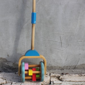 Vintage Wooden Toy Roller for Beginning Walkers Pull Toy, Gender neutral baby wooden toy 1st Birthday gift