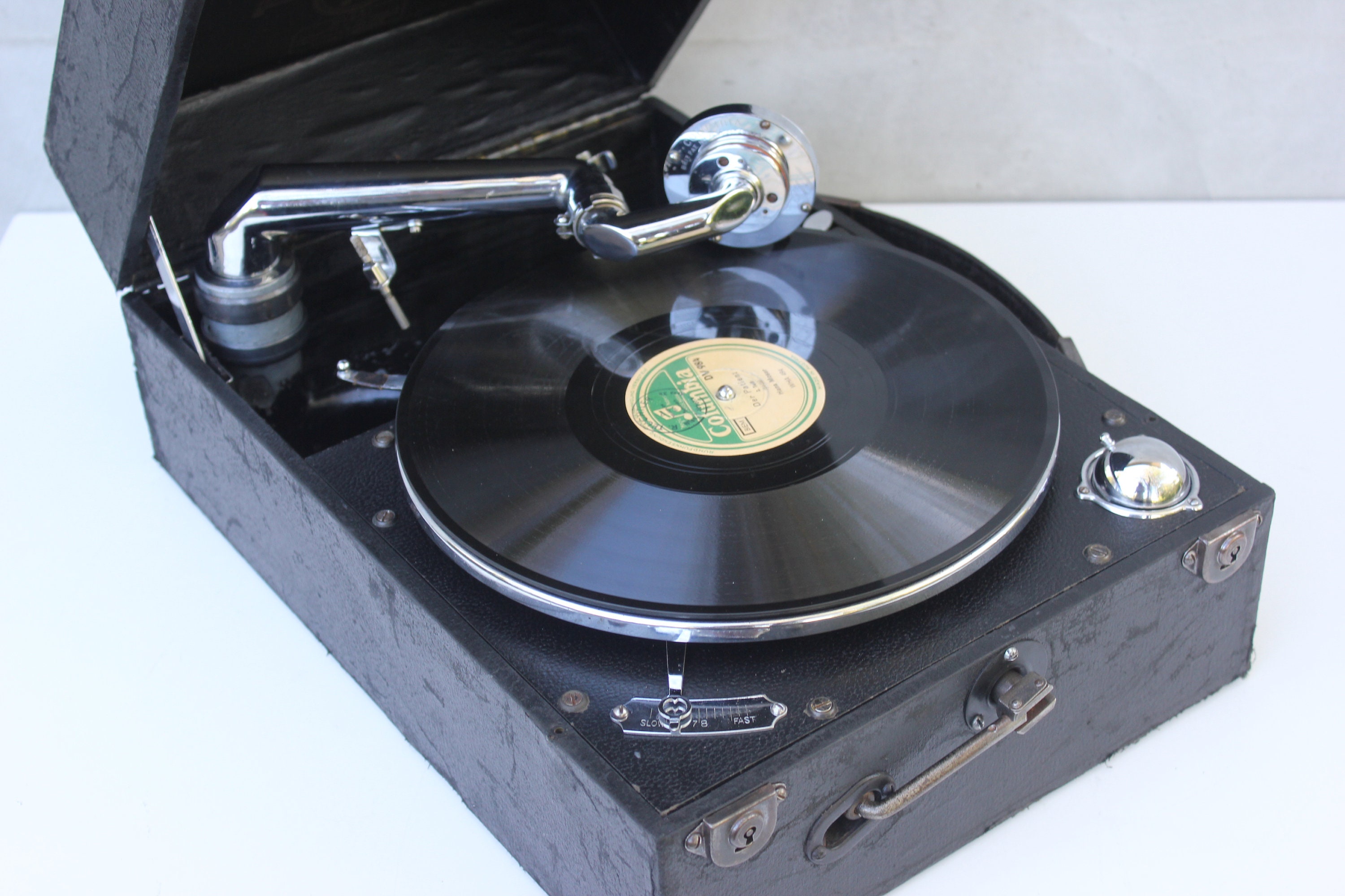 Antique Columbia Grafonola: Working Hand Crank Phonograph