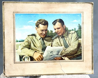 Stampa vintage di Gagarin Titov, URSS, 1961, foto di propaganda con un cosmonauta spaziale.