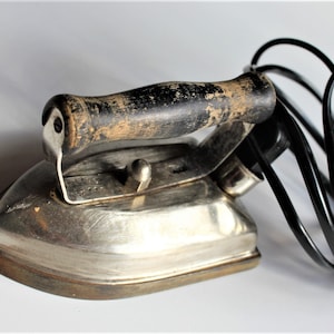 Vintage mini travel iron electric flat iron collectible Rustic home accent Laundry decoration Farmhouse gift decor collectible gift