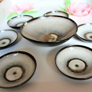 ensemble de sushis vintage Servir des bols à sushi Petits bols de service Bols à tapas Bols en poterie image 1