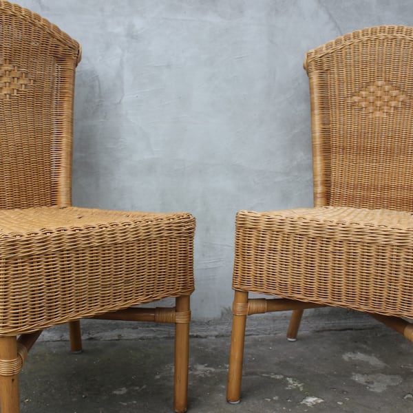 Two Rattan Wicker Dining Chair Patio Garden Home Furniture Outdoor and Indoor Chair