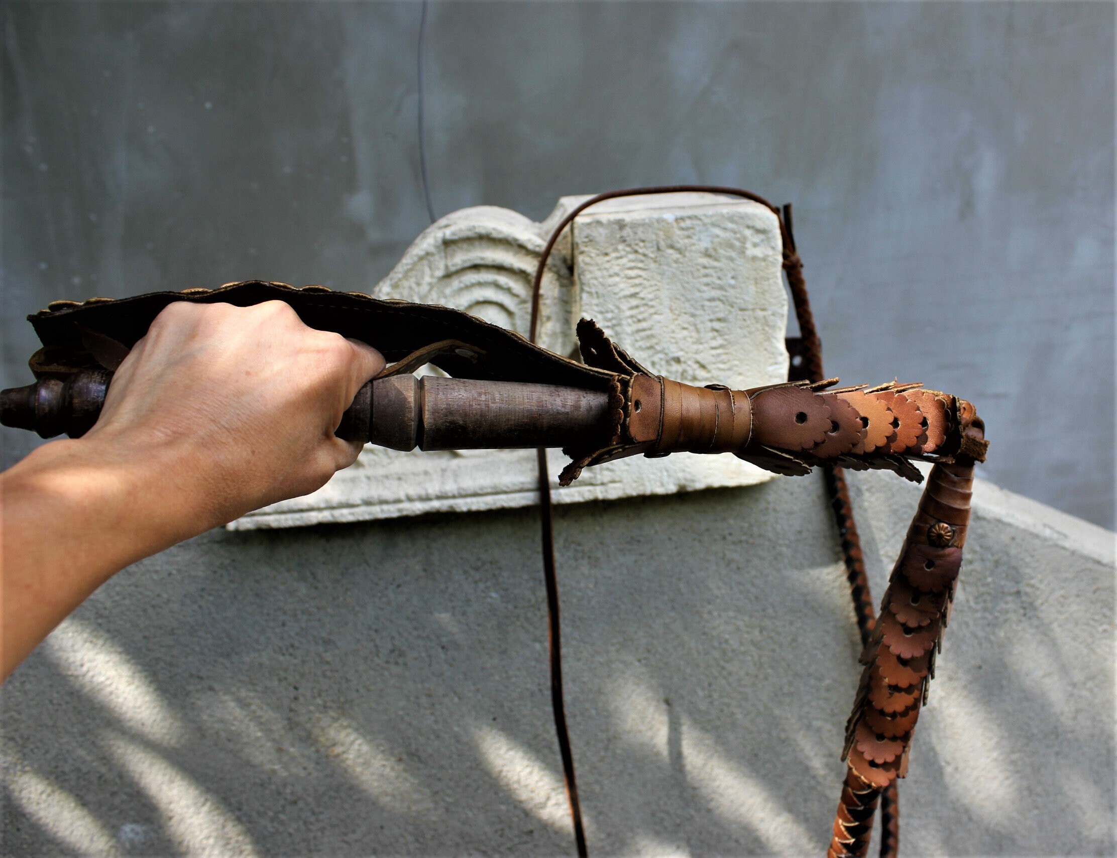 JOORRTCostumes Fouet Cuir Bullwhip Bull Whip Tressé Tails Equestrian Horse