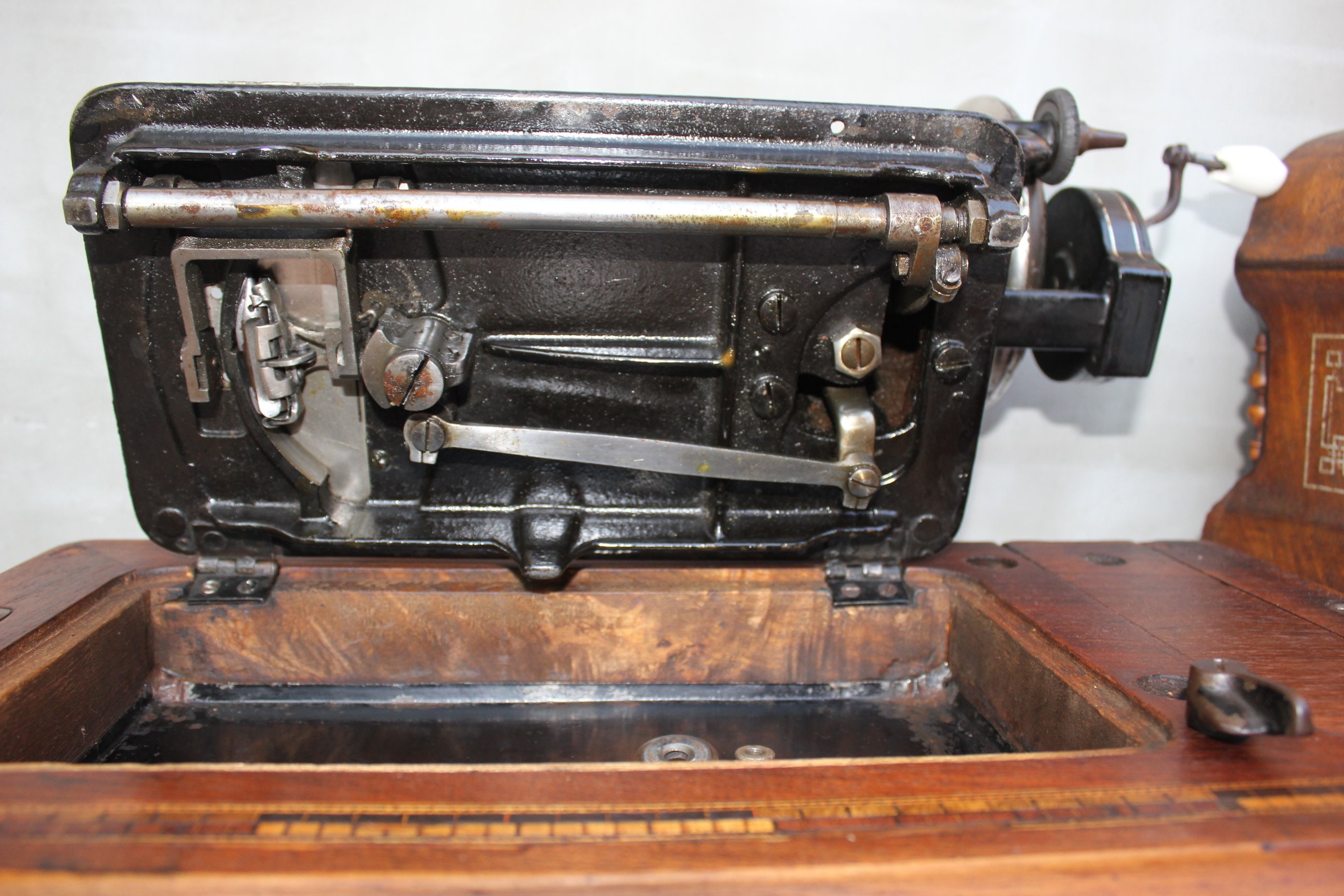アンティーク 器 Vintage MFZ Tin Litho Metal Toy Stove With Red Oven Door