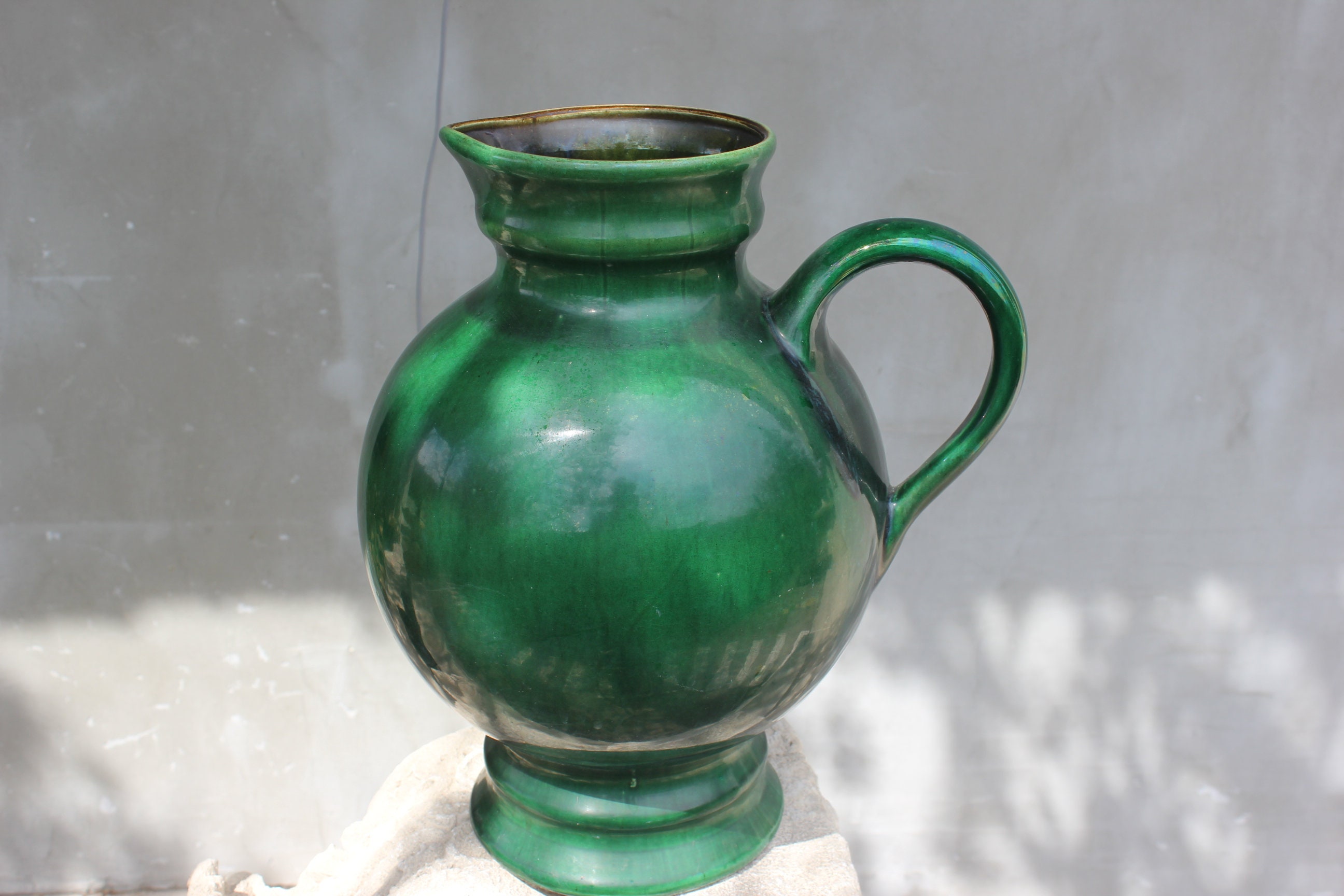 大型ヴィンテージ陶器ピッチャー：ハンドメイドグリーンドリップ釉花瓶