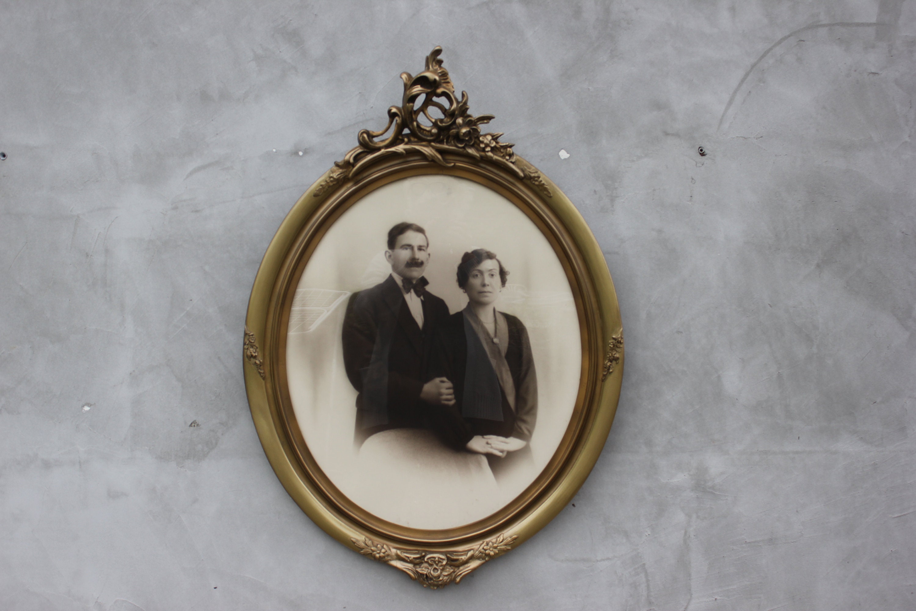 Cornice Ovale In Legno Con Intagli, Noce Filo Oro, 40x60 Cm - Foto 13