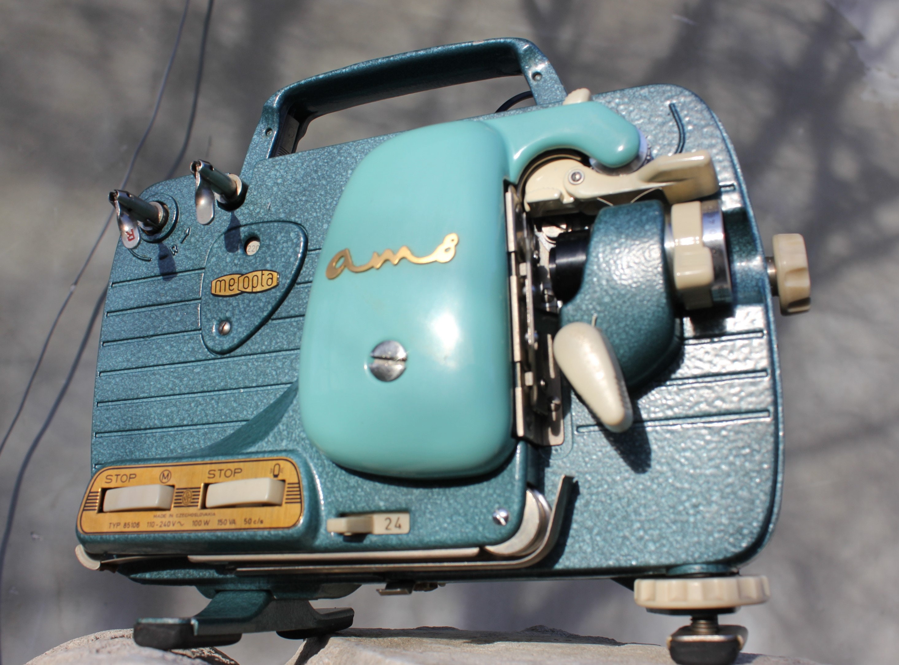 Antique Cinema Projectors UK