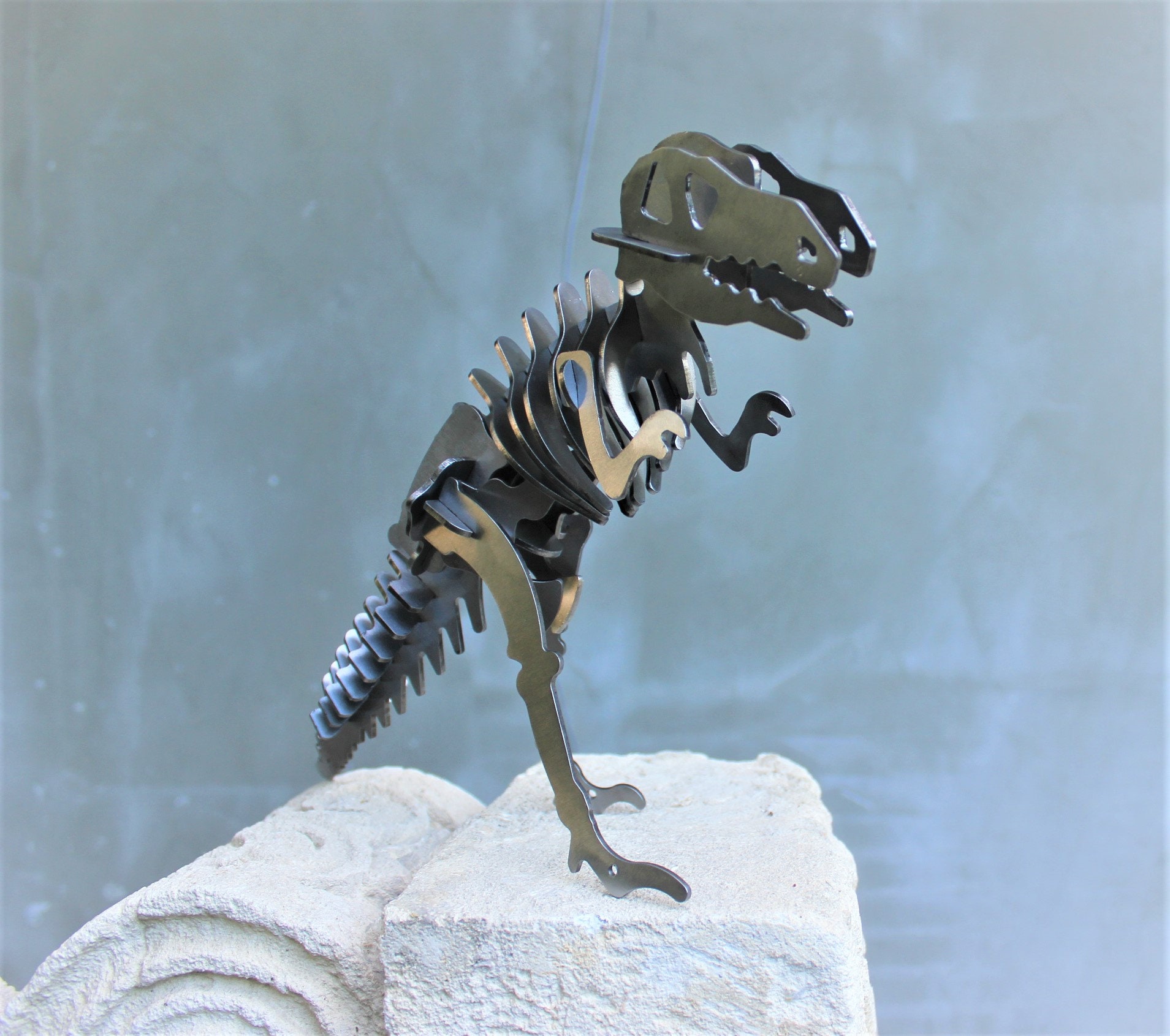 Vintage metal dinosaur statue Dinosaur skeleton T-Rex metal | Etsy