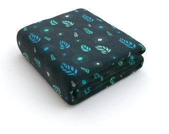 Blanket Throws Fleece Throw - Green Daisies Leaves