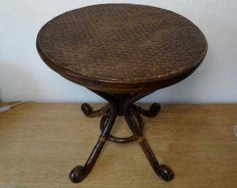 Lebber vintage® - Vintage rattan table, side table. Seventies!