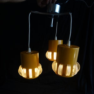Lebber vintage® - Vintage-Hängelampe aus den Siebzigern! 3-teilige Lampe, GELB.