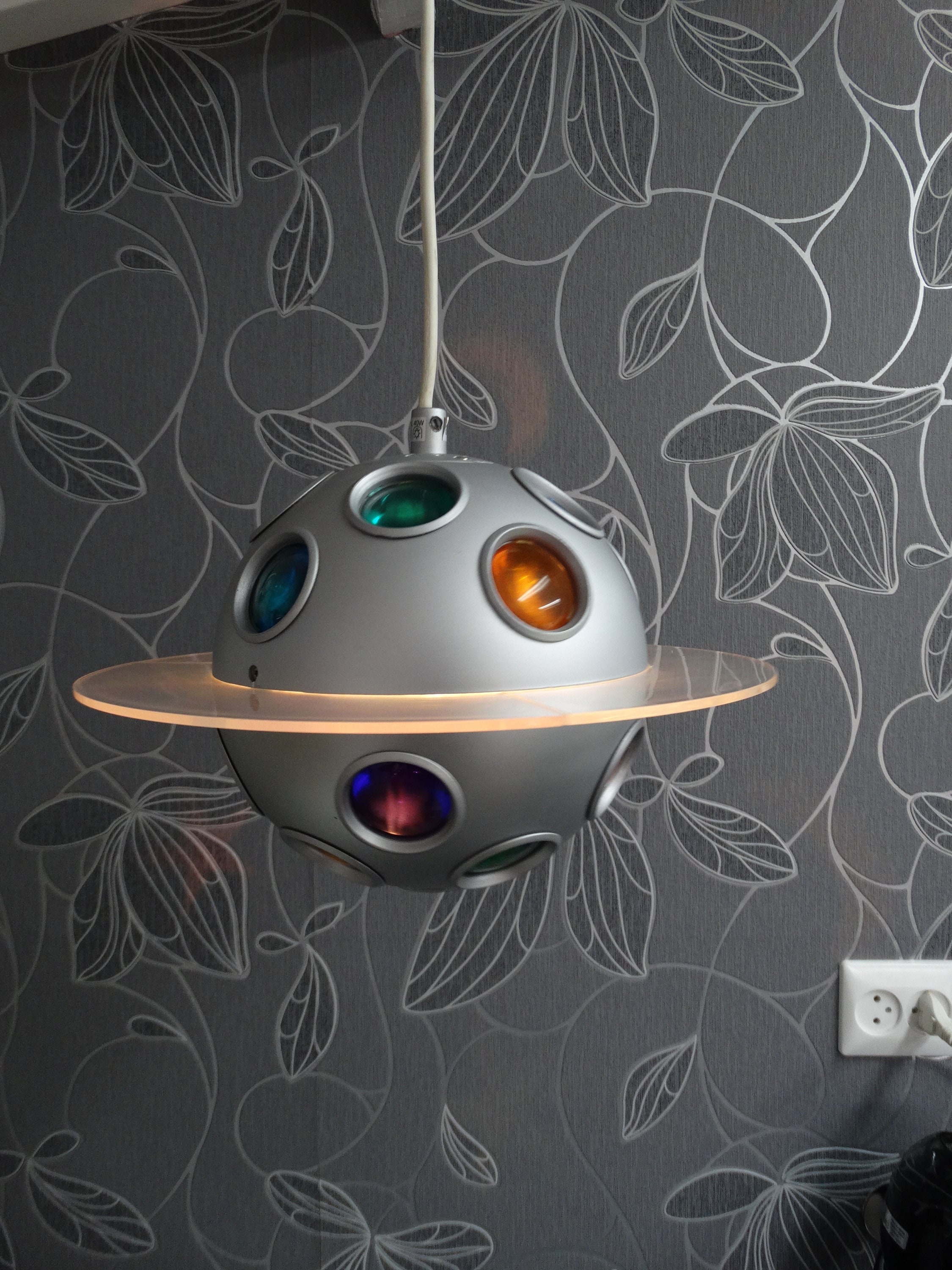Lebber vintage® - Vintage Ikea Blimp, Saturn lamp, space age, ufo lamp. Seventies. Lebber vintage® - Vintage Ikea Blimp, Saturn lamp, space age, ufo lamp. Seventies.