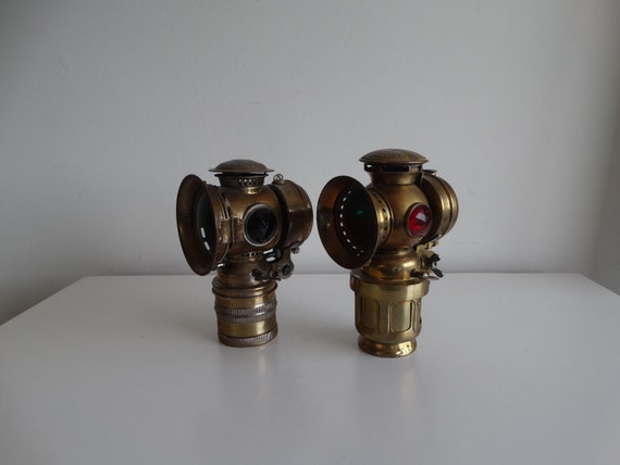 Lebber vintage® - Antique Carbid bicycle lamp, Dutch-Belgium, brass. 1910-1920