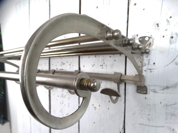 Lebber vintage® - Lebber vintage® - Beautiful wagon coat rack made of polished aluminum, French train coat rack, art deco style practical coat rack