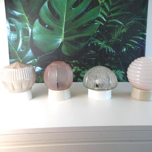 Lebber vintage - Thabur light pink ceiling lamp - 1930s - art deco - lighting from The Hague, the Netherlands.