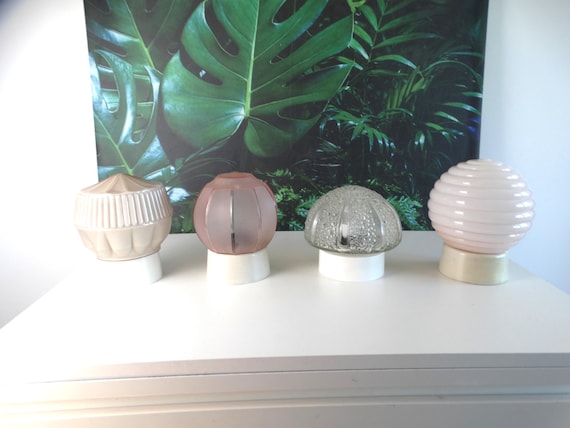 Lebber vintage - Thabur light pink ceiling lamp - 1930s - art deco - lighting from The Hague, the Netherlands.