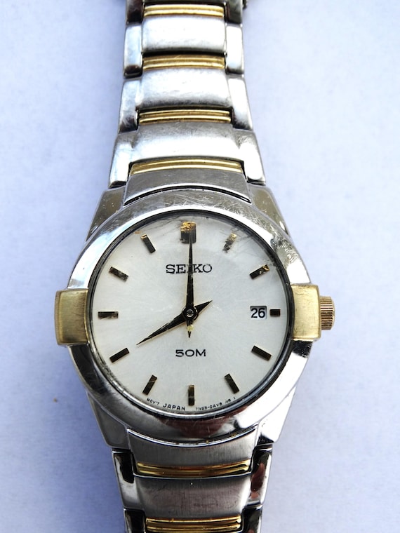 Lebber vintage® - Vintage Seiko women's quartz watch from the 90s, two-tone 25.8 mm cream dial.