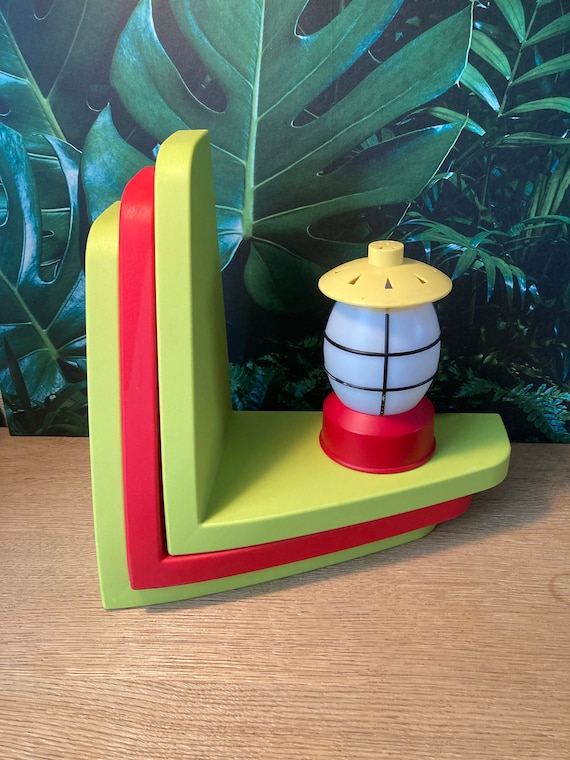 Lebber vintage® - Ikea Mammut wall shelf, Design M. Kjalstrup and A. Oostgaard.