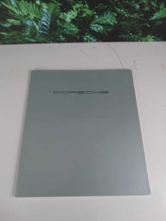 Lebber vintage® - Brochure Porsche 911 carrera, 911 Turbo, 924, 944, 928S, 1983, Dutch edition.